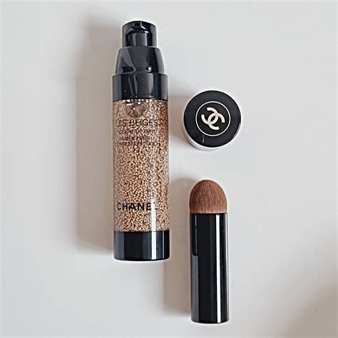 chanel les beiges water-fresh complexion touch shade finder